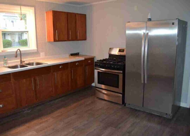 Foto del edificio - 307 W Grant St