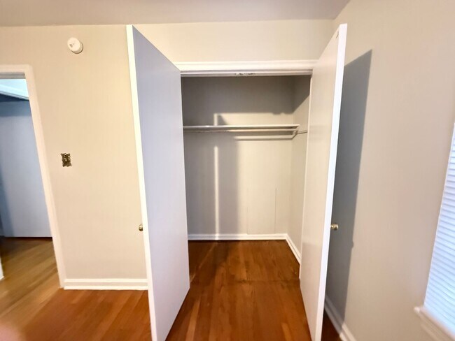 Foto del edificio - 2825 Amherst Rd