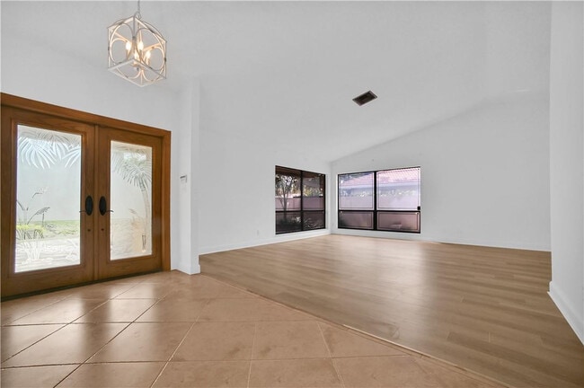 Foto del edificio - 10765 NW 9th Ct