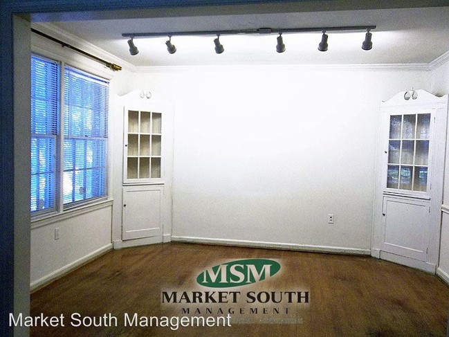 Building Photo - 5102 Abercorn St