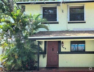 Building Photo - 945 SW 8th St