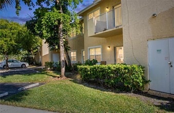 Building Photo - 1701 NW 96th Terrace