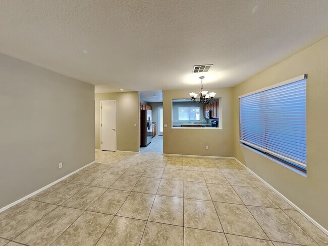 Building Photo - 1086 E Mohave Ln