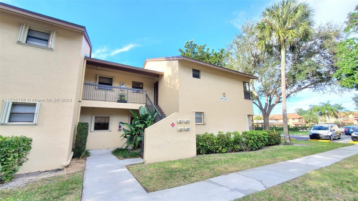 Foto principal - 3859 Cocoplum Cir
