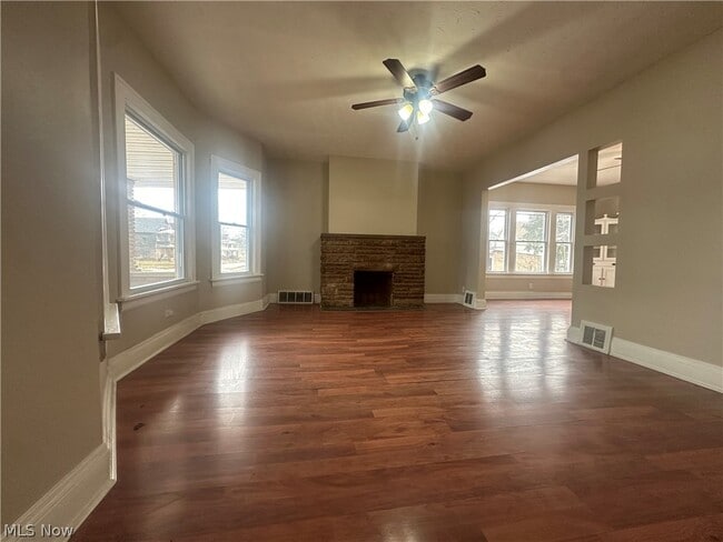 Building Photo - 485 E 149th St