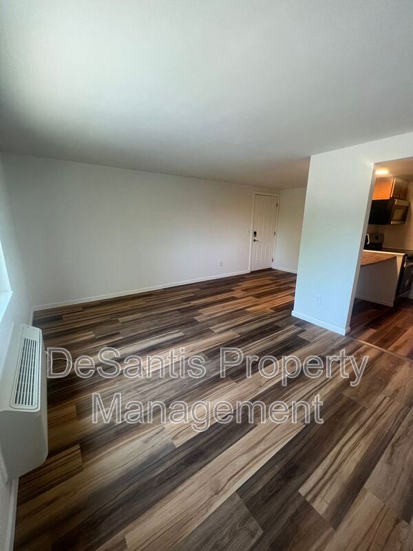 Foto del edificio - 628 Steele St