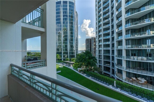 Foto del edificio - 3400 SW 27th Ave
