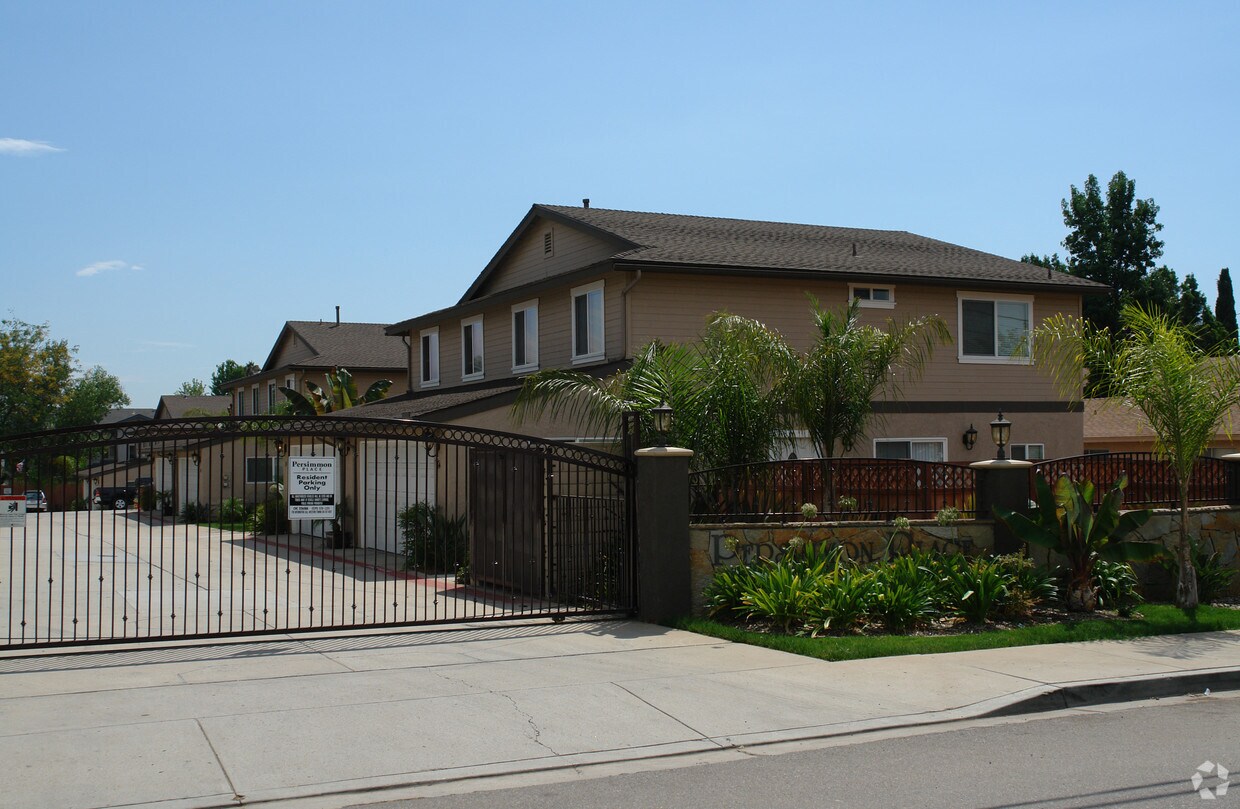 Foto del edificio - 1133 Persimmon Ave