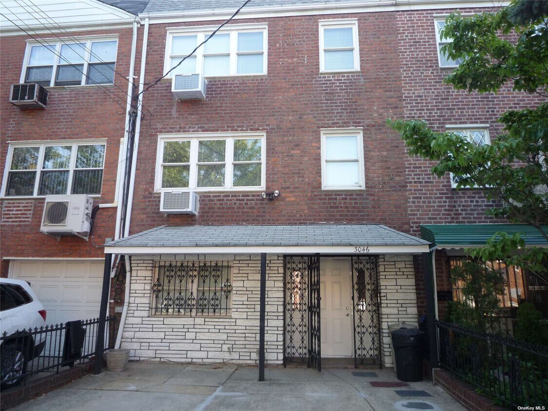 304646 70th St, Queens, NY 11370 House for Rent in Queens, NY