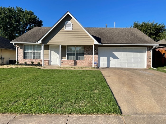 2313 West Mobile Pl. Broken Arrow OK 74011 House Rental in Broken