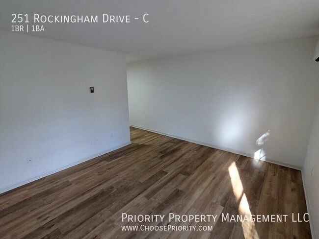 Photo - 251 Rockingham Dr Apartment