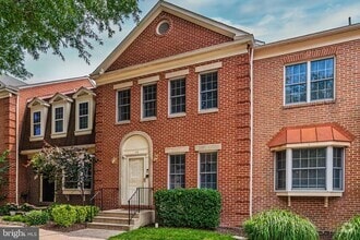 Building Photo - 112 Gretna Green Ct