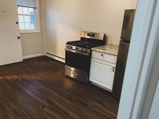 Cocina 2b - 33 Tingley St