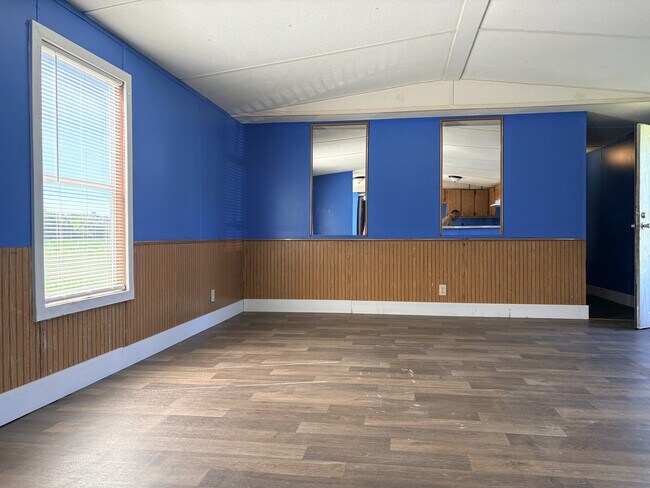 Foto del edificio - 1441 Knowlton Rd