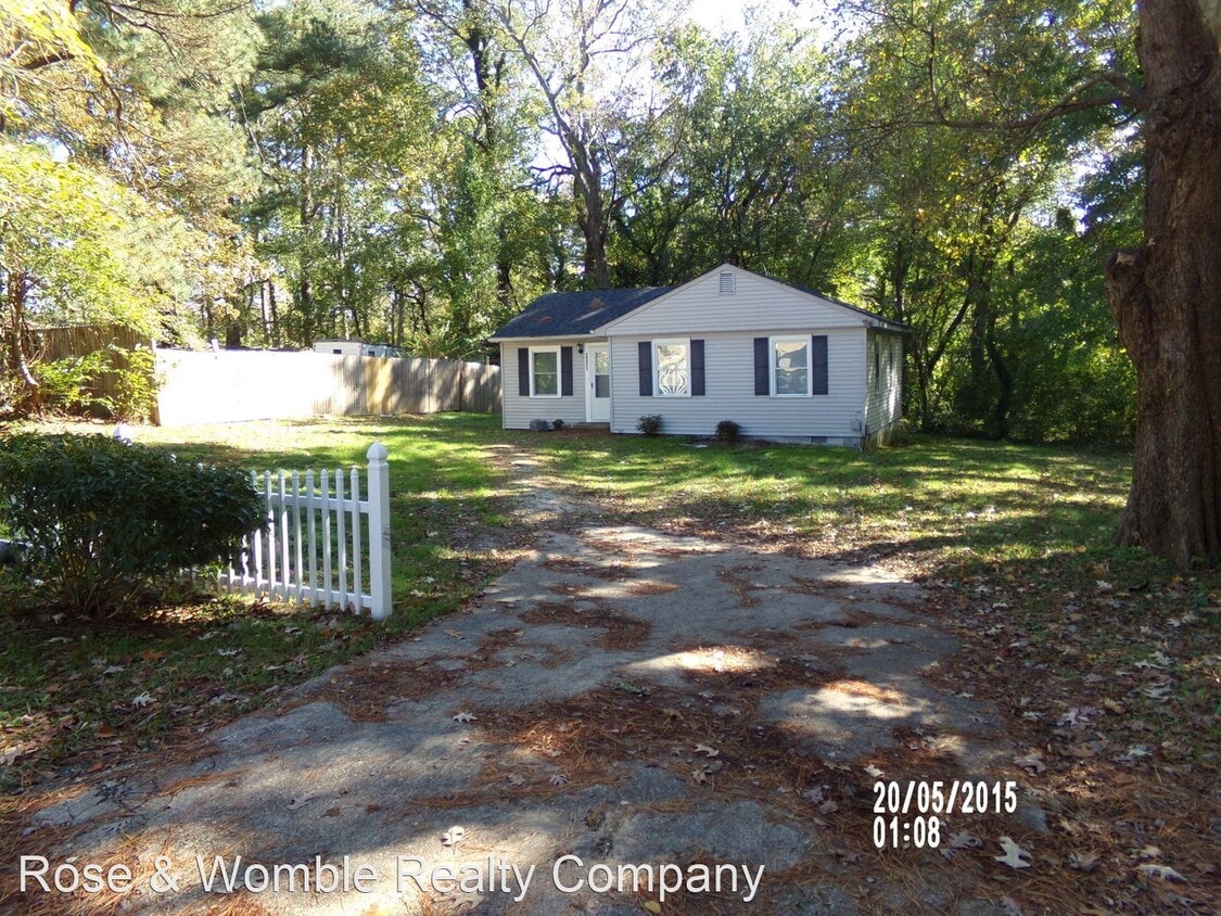 Foto principal - 3 br, 1 bath House - 2321 Busky Lane