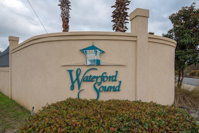 Building Photo - 1828 Waterford Sound Blvd