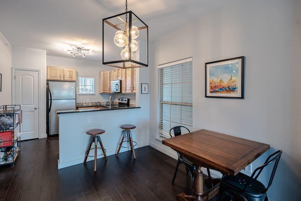 Foto principal - 6810 Deatonhill Dr