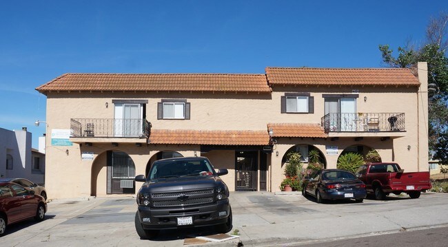 Building Photo - 4330 53rd Apartments