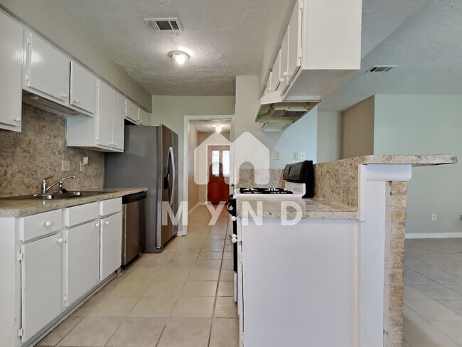Building Photo - 29522 Brookchase Dr