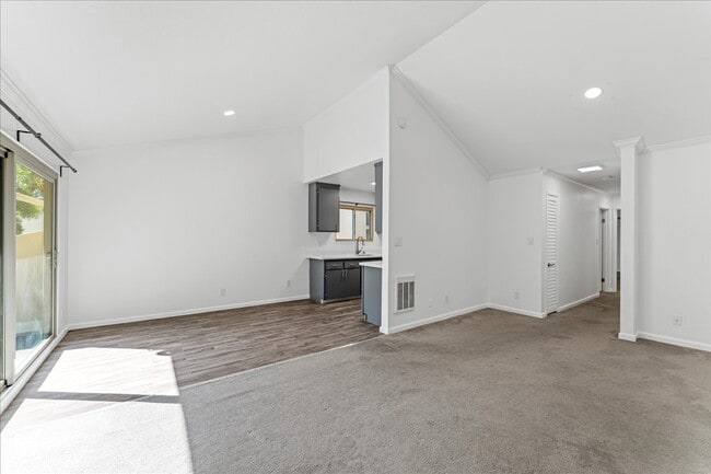 Building Photo - 55 Fairmount Ave
