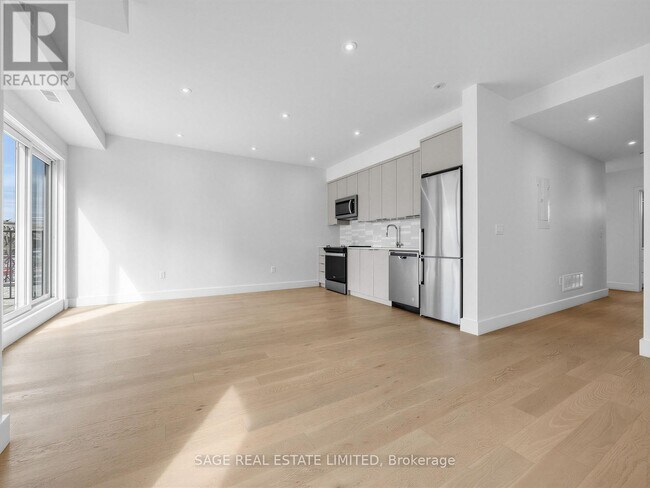 Photo du bâtiment - 909 Castlefield Ave