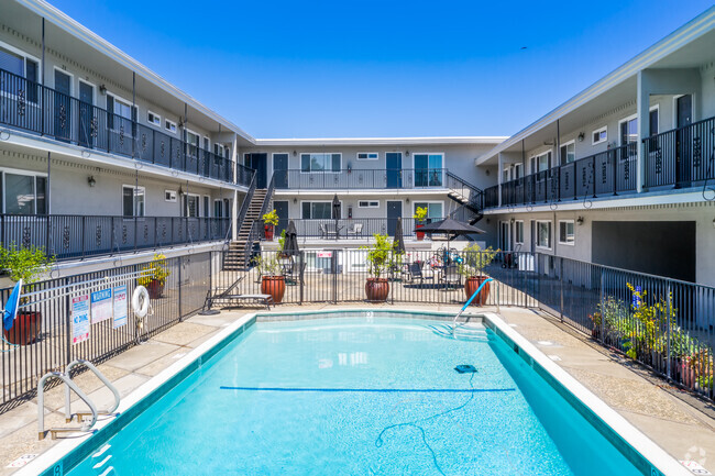 Pool - North Colonial House