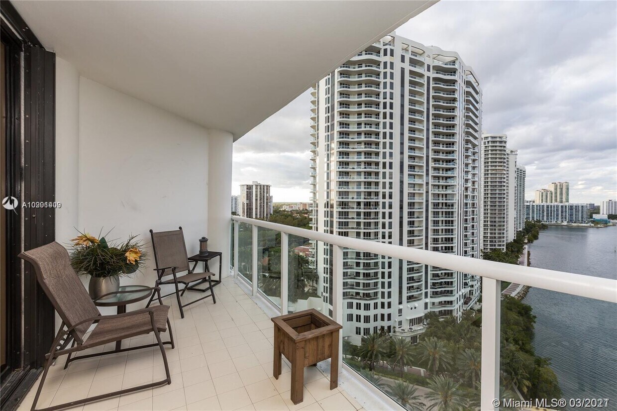 4000 Island Blvd Unit 1605, Aventura, FL 33160 Condo for Rent in