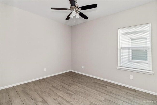 Foto del edificio - 1301 W Sucre Dr