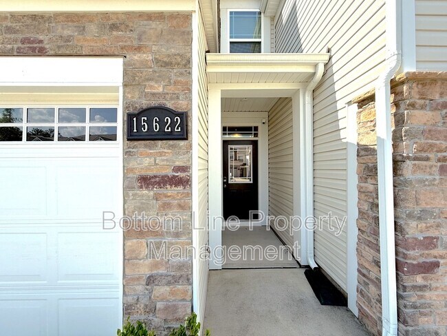 Building Photo - 15622 Little Bluestem St