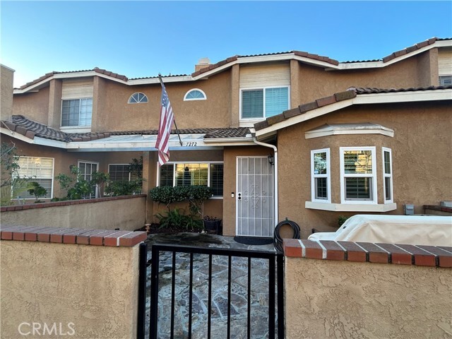 Primary Photo - 7272 Hermosa Ave