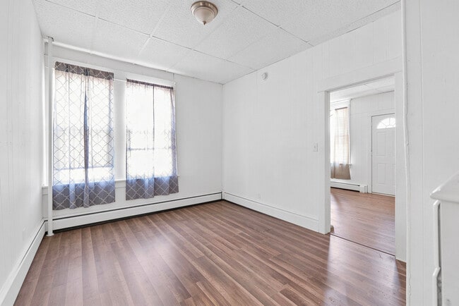 Photo - 224 Cumberland St Apartment