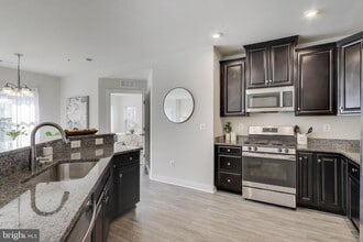 Building Photo - 10020 Ruffian Wy