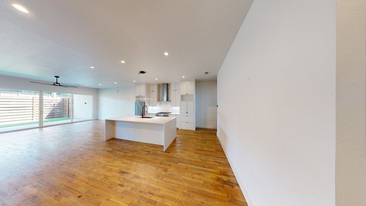 Photo - Modern design Oak Lawn townhouse by Inwood...
