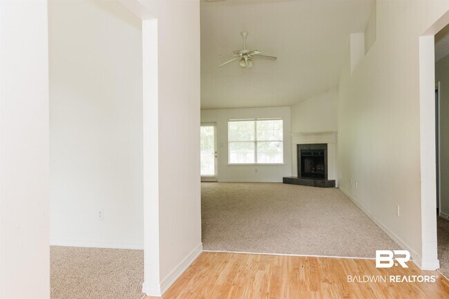 Building Photo - 25759 Keldon Ct
