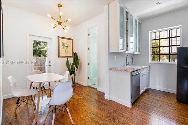 Foto del edificio - 439 15th St