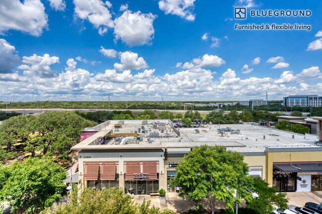 Foto del edificio - 11501 Century Oaks Terrace