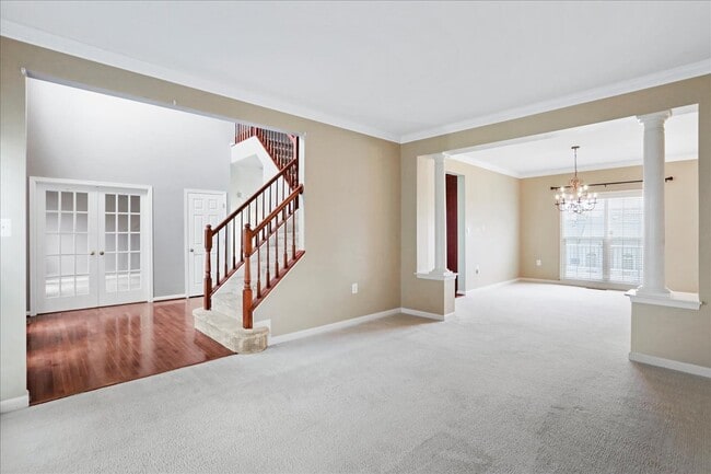 Building Photo - 319 Morlyn Dr