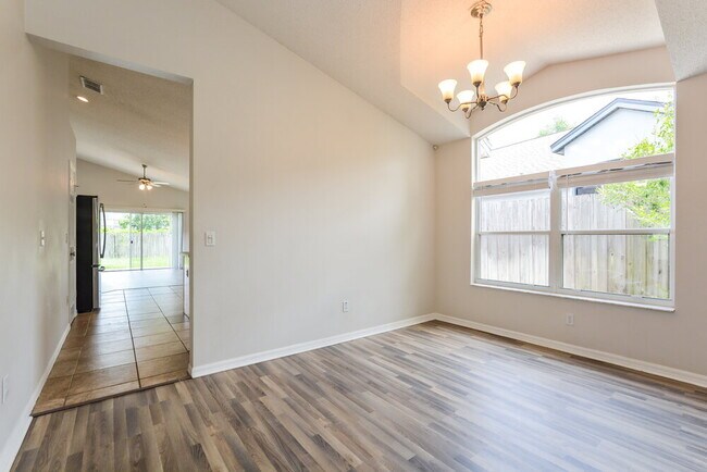 Foto del edificio - 539 Freeman St