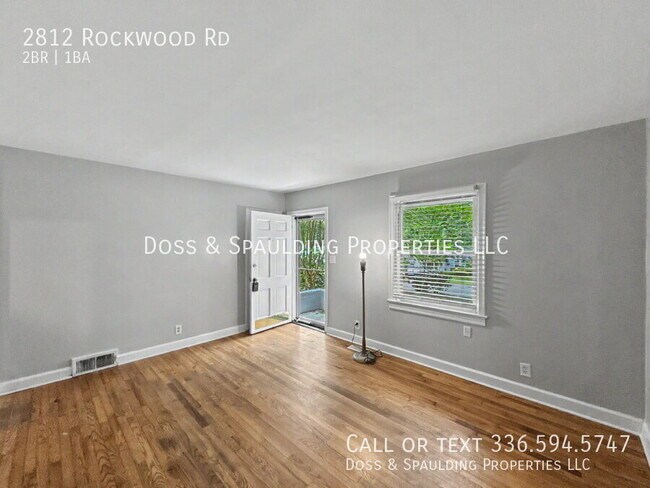 Foto del edificio - 2812 Rockwood Rd