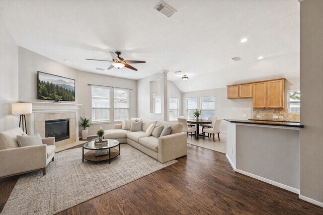 Foto del edificio - 19223 Fisher Ridge Ln