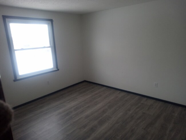 Foto del edificio - 6614 Royal Pkwy S