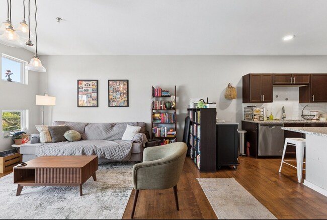 Foto del edificio - 1122 Litton Ave