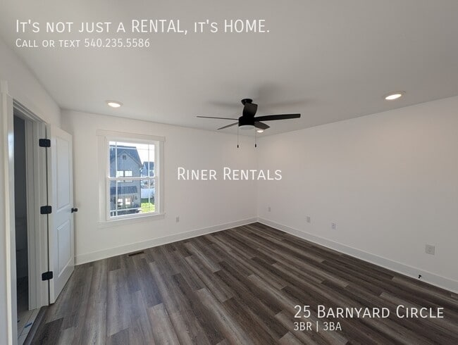 Foto del edificio - 25 Barnyard Cir