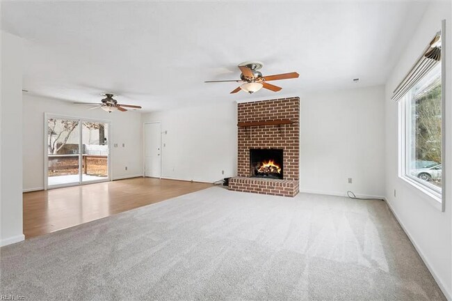 Foto del edificio - Beautifully Renovated 3BR/2BA Home in Smithfield, VA - Move in Ready!