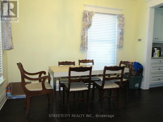 Building Photo - 173 Mt Pleasant Ave