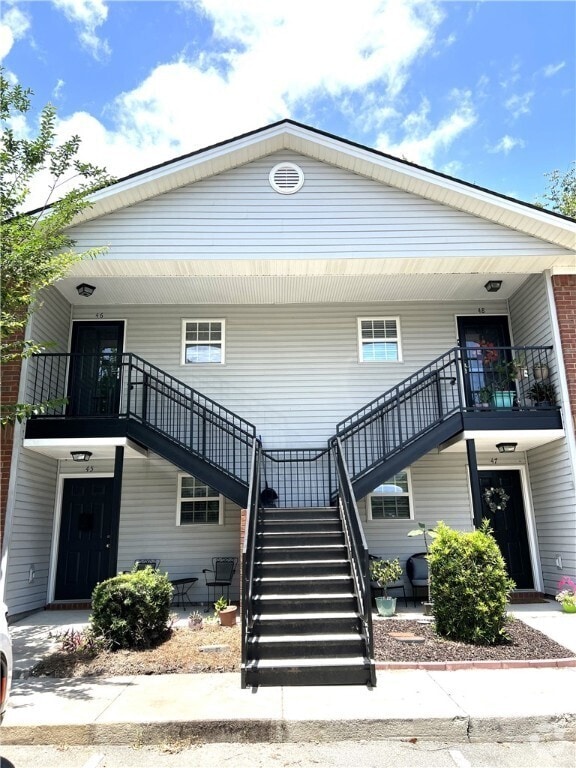 Building Photo - 310 Tibet Ave