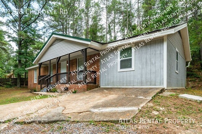 Building Photo - 1208 Cherokee Rd