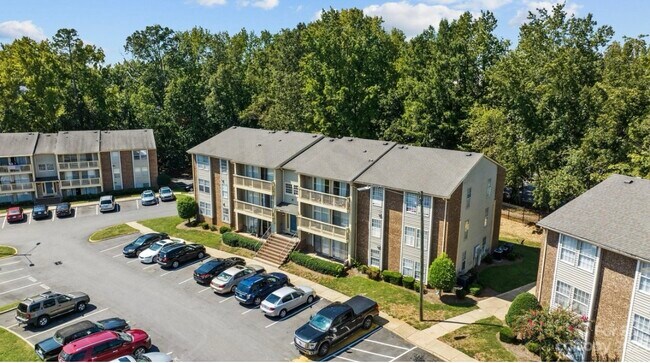 Foto del edificio - 1604 Arlyn Cir