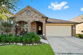 Building Photo - 13314 Davenport Hills Ln