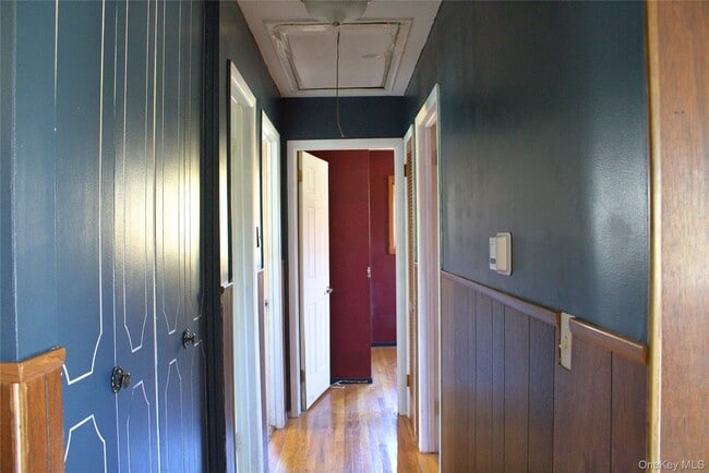 Building Photo - 25 Trotting Dr